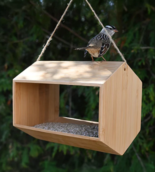 PINEBUSH MIXED SEED BAMBOO FLY IN FEEDER 10x7.5&quot;