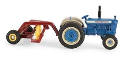 [10063646] DV - 1/64 FORD 5000 TRACTOR W/ HAY RACK